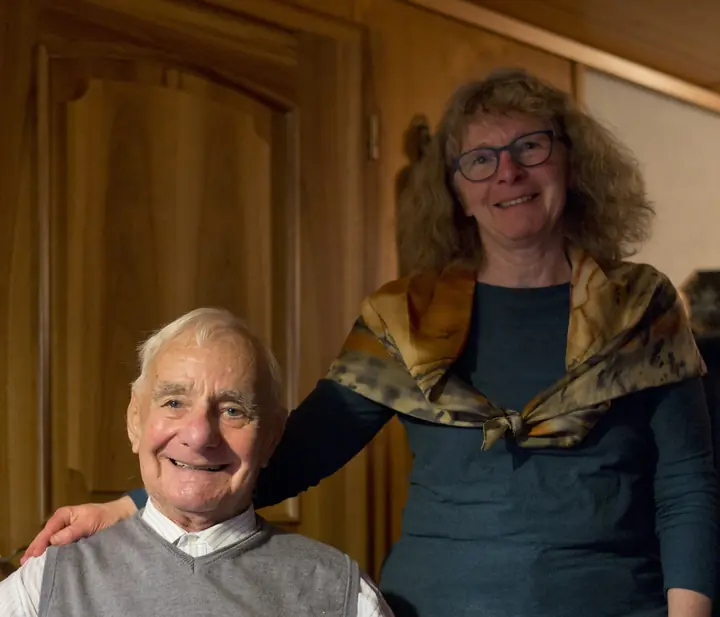 Übergabe der Ehrenurkunde an Hans und Rolf Bertschi in Dürrenäsch