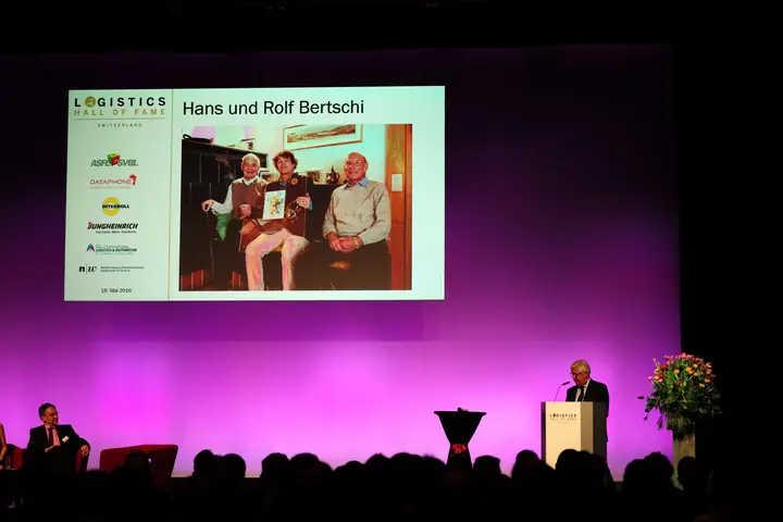 Impression der Benefizgala vom 18. Mai 2016 im Campussaal Brugg