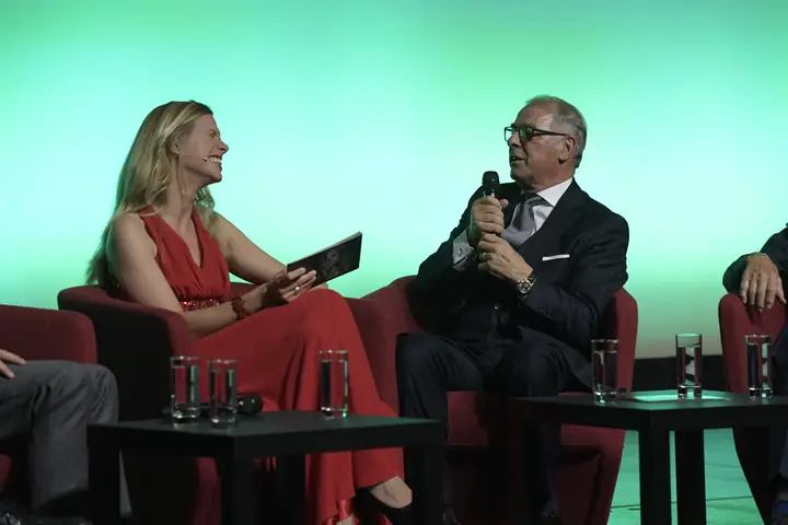 Podiumsgespräch mit Adolf Ogi an der Benefizgala 2017