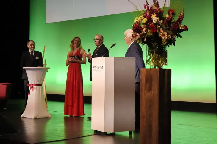 Bühne der Benefizgala 2017