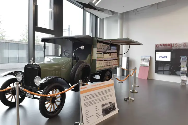 Historischer Ford-T-Verkaufswagen der Migros